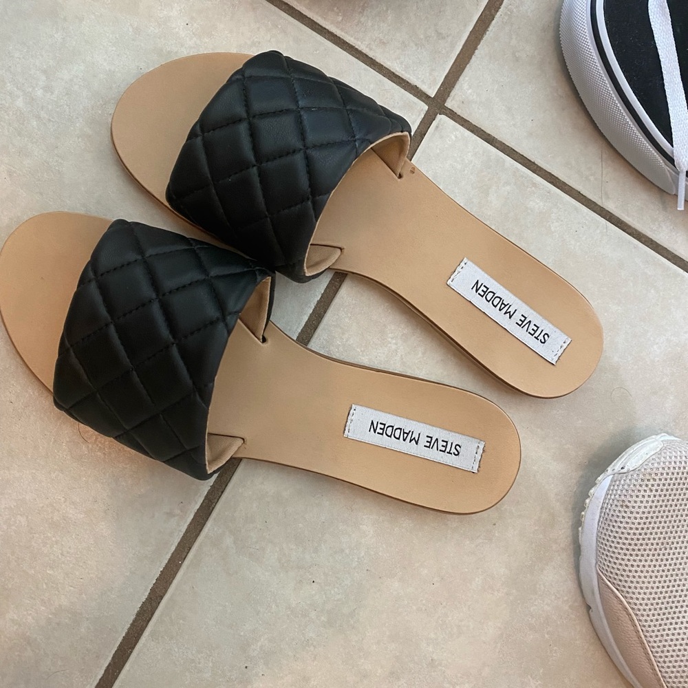 Steve Madden sandals